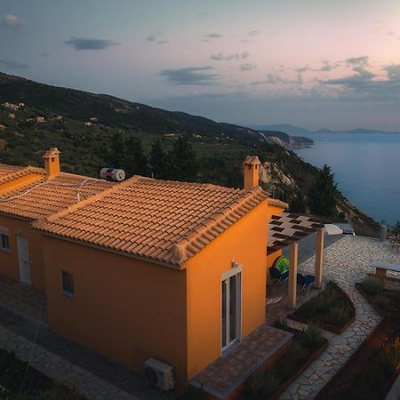 Villa Ble on Blue à Athánion Extérieur photo