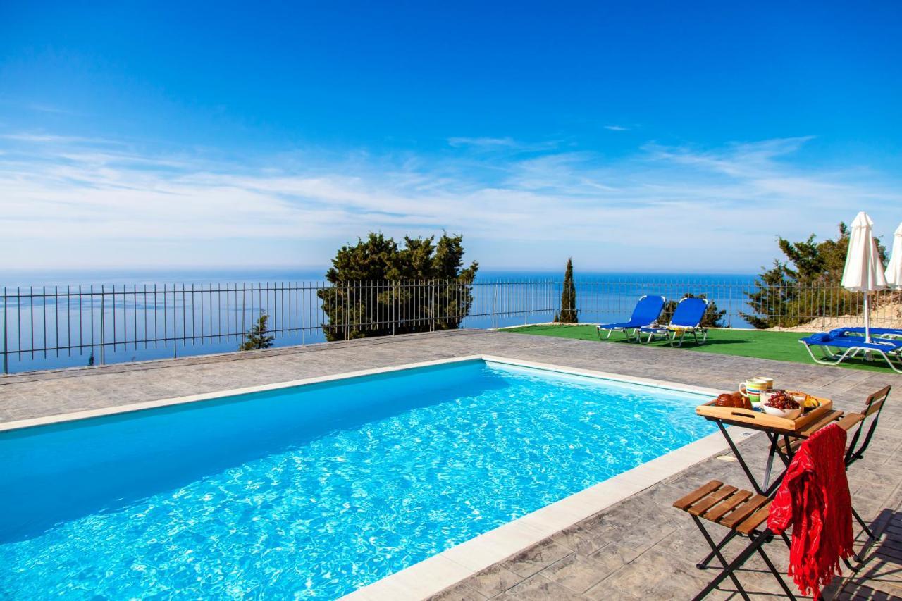 Villa Ble on Blue à Athánion Extérieur photo