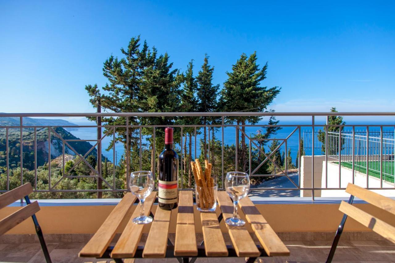 Villa Ble on Blue à Athánion Extérieur photo
