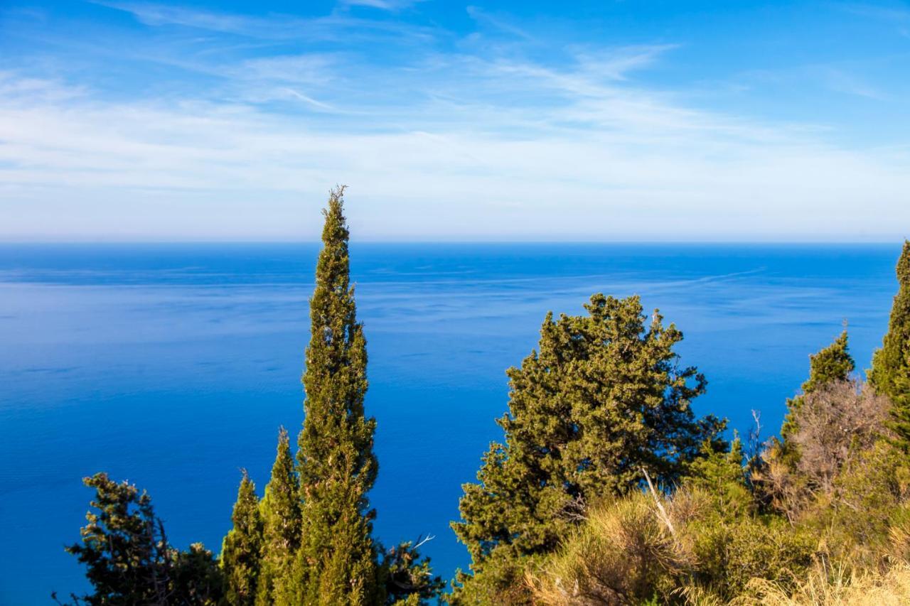 Villa Ble on Blue à Athánion Extérieur photo