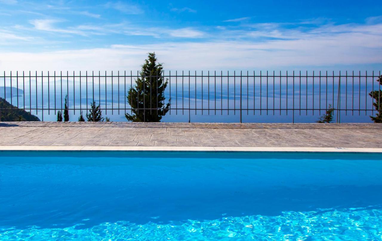 Villa Ble on Blue à Athánion Extérieur photo