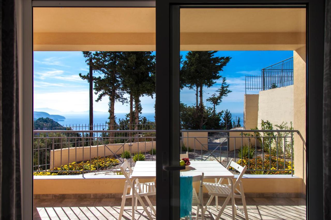 Villa Ble on Blue à Athánion Extérieur photo